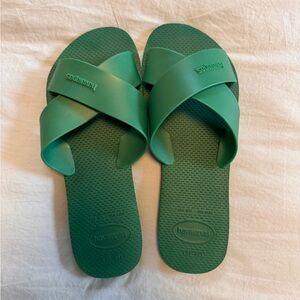 Havaianas slides 39/40